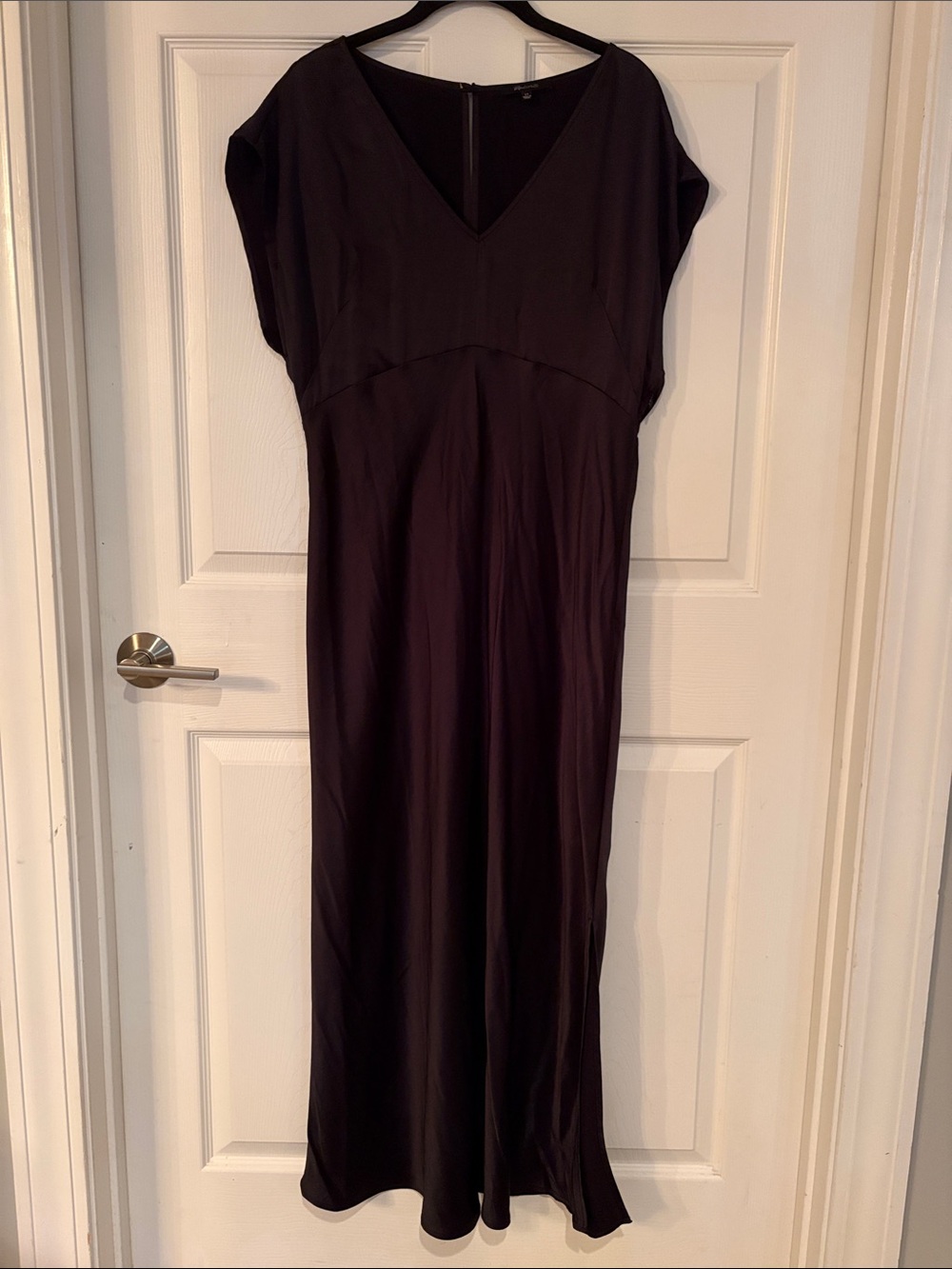 Madewell Wide V-Neck Midi Dress true black